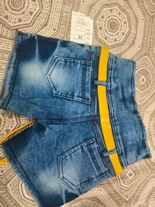 New with tag Cute Denim Shorts for 4-6 years
