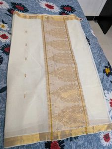 Elegant White &amp; Gold Saree
