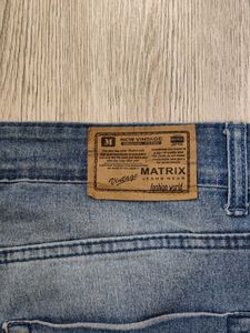Ma5843 Matrix jeans waist 38 inches