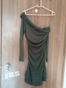 Chic Ruched Long Sleeve Dress