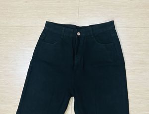 Stylish Black Side Slit jeans