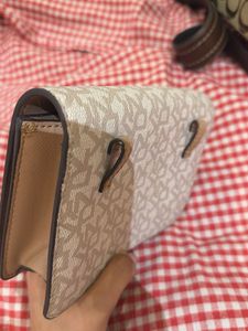 DKNY Signature Print Wallet original and coded