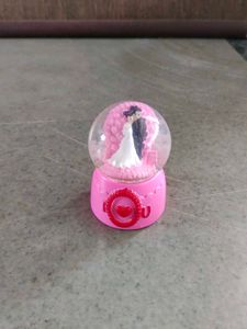 Romantic Couple Snow Globe