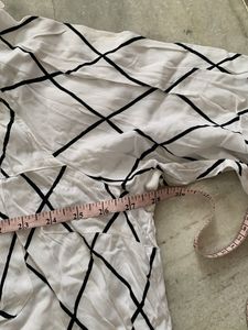 Stylish White Diamond Print Shirt