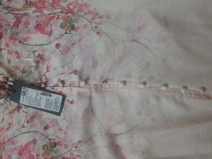 Vero Moda Chic Floral Print Button-Up Top