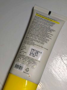Swiss Beauty Glow Fusion Sunscreen SPF 50 PA++++