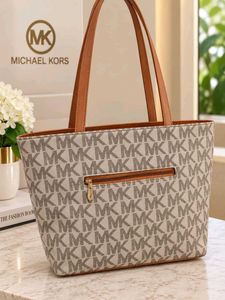 Michael Kors Monogram tote Bag