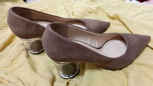 beautiful zara pum stilletoes