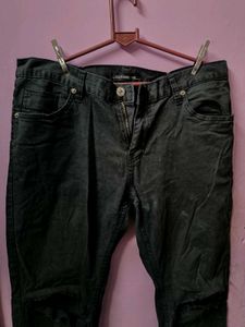 🎀SALE🎀Stylish Distressed Black Jeans