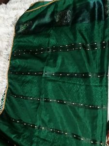 dark green saree with blouse ☺️🥳
