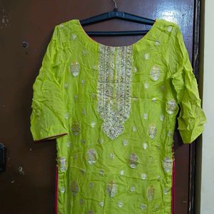 Beautiful Green Kurta Embroidery with palazzo