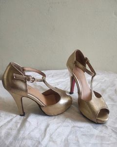 Sherrif Heels