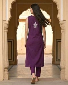 Royal Purple Sleeveless Cotton Kurti😻🫣