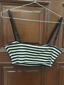Chic Striped Crop Top