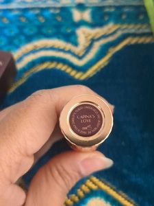 Makeup Revolution Hot Lips Lipstick