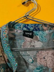 Beautiful Floral Print Kurta