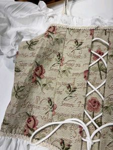Vintage retro style floral embroidery design women