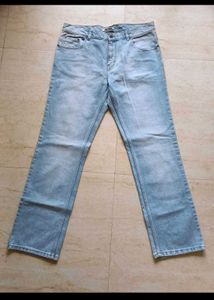 Light Wash Denim Jeans for Men