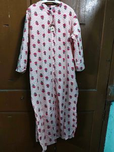 Light Pink Floral Print Kurta with Parrot jhumki