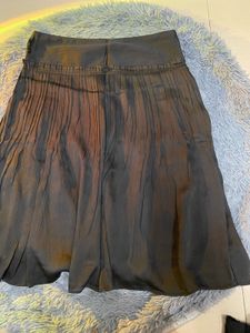 Flowy Black Midi Skirt