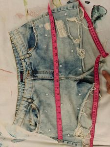 Ginger Embellished Ripped Shorts
