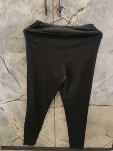 Black Athletic Leggings