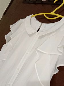 Cute Frill Top