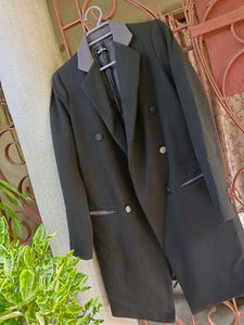 Branded New Beautiful Coat For Women 🖤🖤🖤