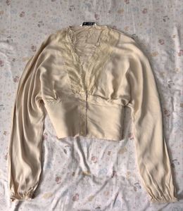 Elegant Cream Lace Trimmed