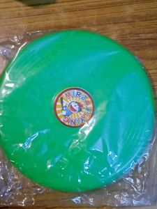 🆕 New Green Flying Disc / Frisbee