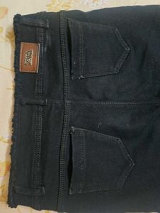 New Black Zara Skinny Jeans