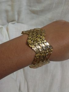 Golden Black Color Bangles, Size 2'4