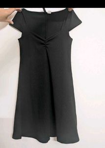 Chic Black Mini Dress with Cap Sleeves