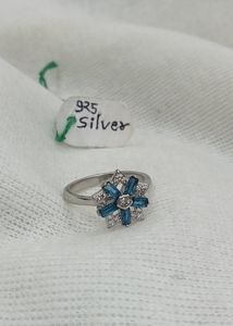 Blue Diamond 💍Ring 925 Silver (wt:3.570g)