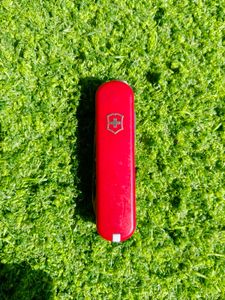 VICTORINOX NAIL CLIP 580 – REDSwiss Made | 8 Funct