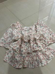 cute floral top