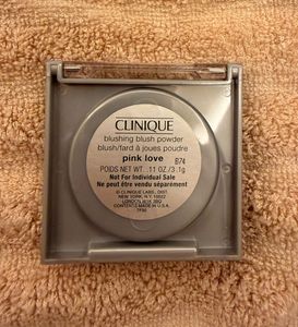 clinique blushing blush powder - pink love
