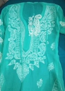 Lucknowi Chikankari Kurti