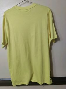 Puma  Men's Casual Tshirt. New With Tag. Good