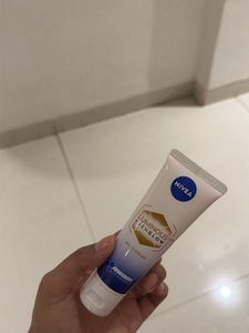 NIVEA Luminous Even Glow Night Cream