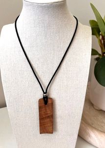 Pendent brown Resin shinning/trend/unique