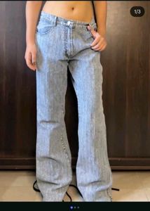 ☆ RETRO FLARE HIGH-RISE JEANS