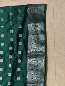 Elegant Dark Green Banarasi Silk Saree