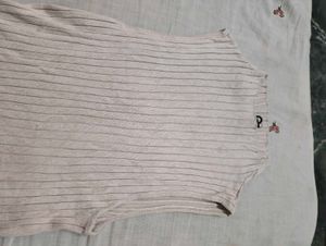Ribbed Mock Neck Sleeveless Top