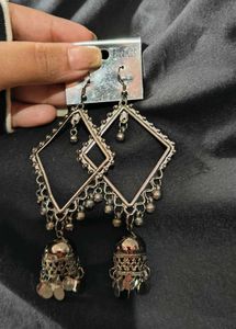 Elegant Gold Tone Jhumka Earrings