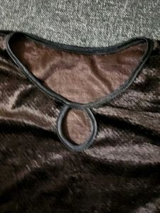 Elegant Black Velvet Top With Keyhole Detal
