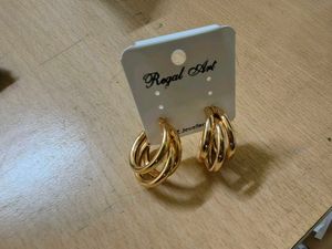 Stylish Earring Set of 2