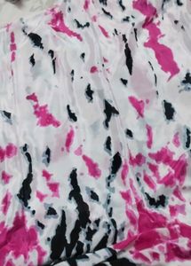 Stylish Abstract Print Saree