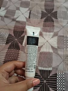 Lakme 9 to 5 Hya Glam Strobe Cream