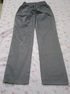 “Classic white t-shirt and gray paint cool Collect